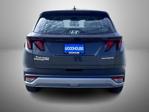 Gray 2026 Hyundai TUCSON Hybrid Blue SE
