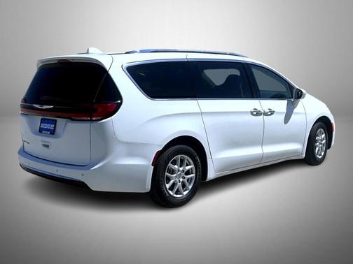 2021 Chrysler Pacifica Touring-L