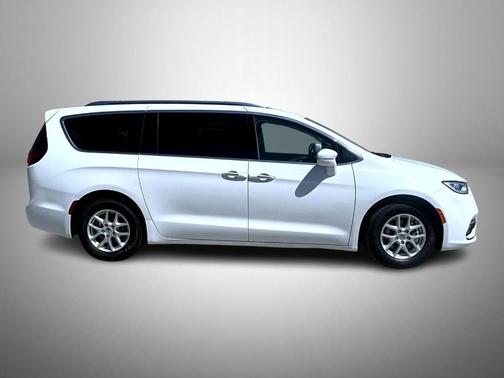 2021 Chrysler Pacifica Touring-L