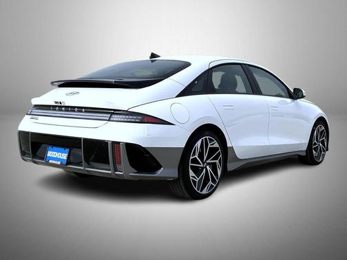 2025 Hyundai IONIQ 6 SEL