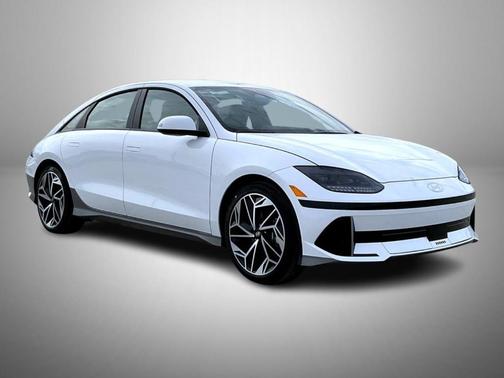 2025 Hyundai IONIQ 6 SEL