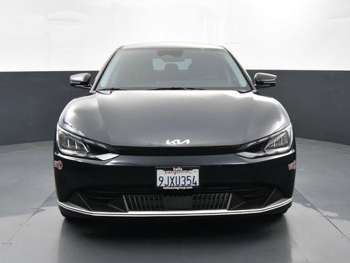 2024 Kia EV6 Light