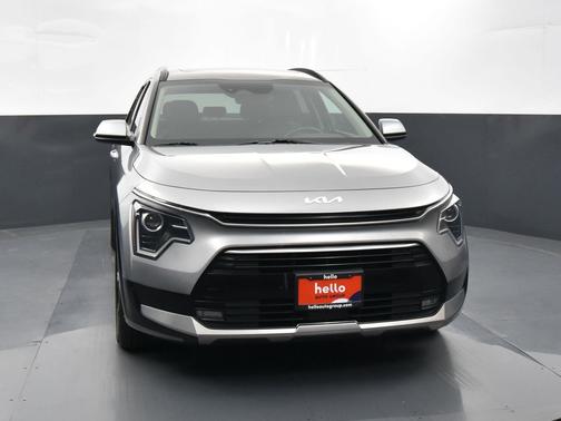 2023 Kia Niro EX Touring