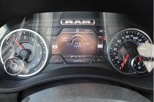 2022 RAM 2500 Big Horn Crew Cab 4x4 6'4' Box