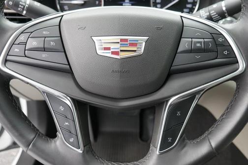Photo 3 of 46 of 2018 Cadillac CT6 3.6L Luxury