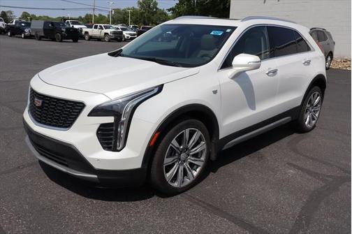 2023 Cadillac XT4 Premium Luxury