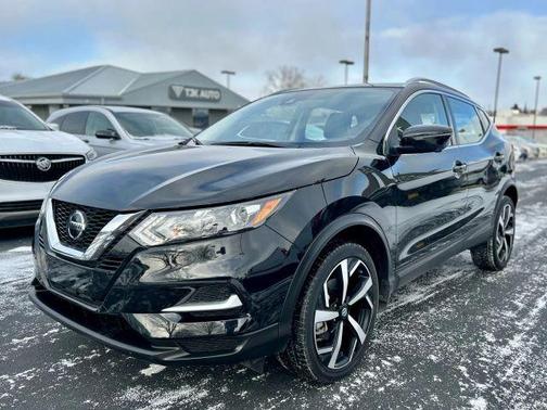 2022 Nissan Rogue Sport SL