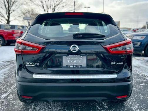 2022 Nissan Rogue Sport SL