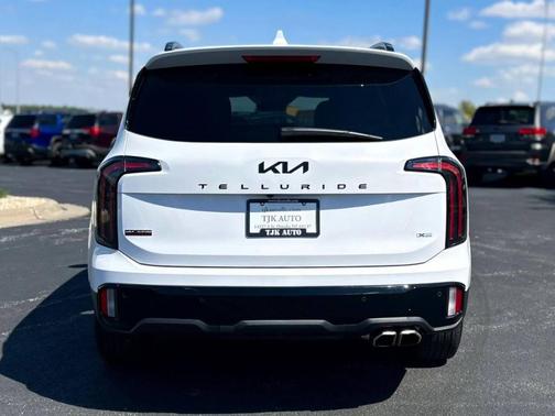 White 2025 Kia Telluride SX X-Line