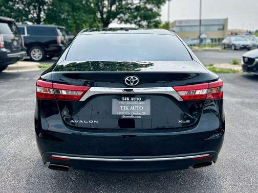 2016 Toyota Avalon XLE