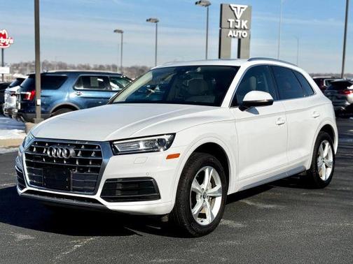 2020 Audi Q5 45 Premium