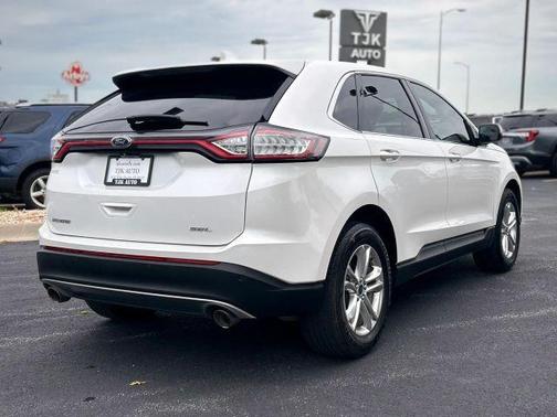 White 2015 Ford Edge SEL