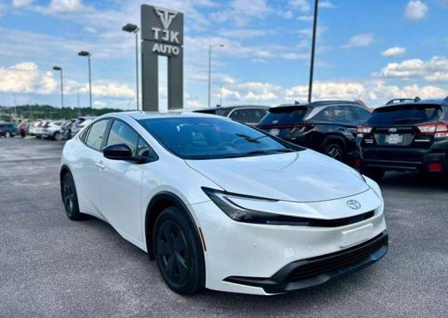 2024 Toyota Prius LE