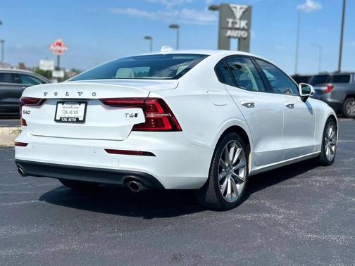White 2020 Volvo S60 T6 Momentum