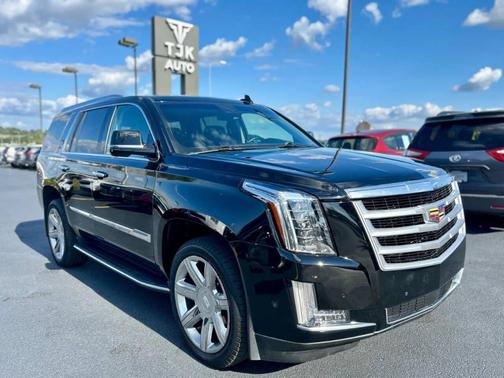 2018 Cadillac Escalade Luxury