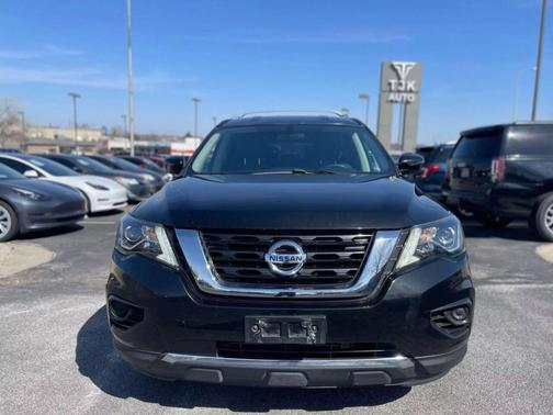 2020 Nissan Pathfinder S