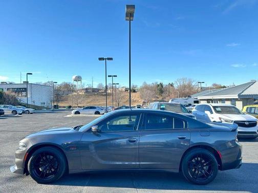 2016 Dodge Charger R/T