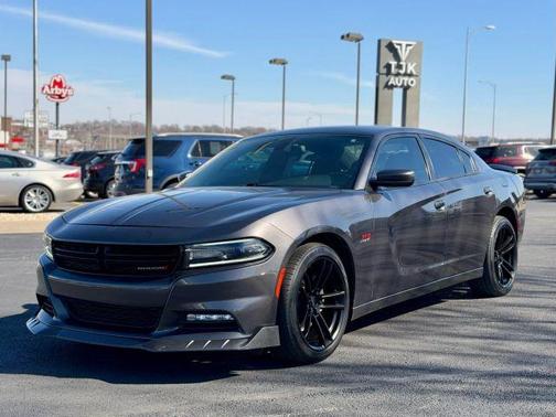 2016 Dodge Charger R/T