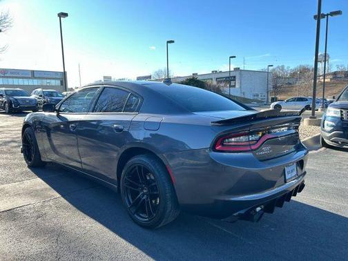 2016 Dodge Charger R/T