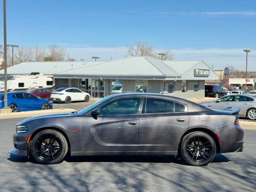 2016 Dodge Charger R/T