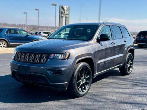 2018 Jeep Grand Cherokee Altitude