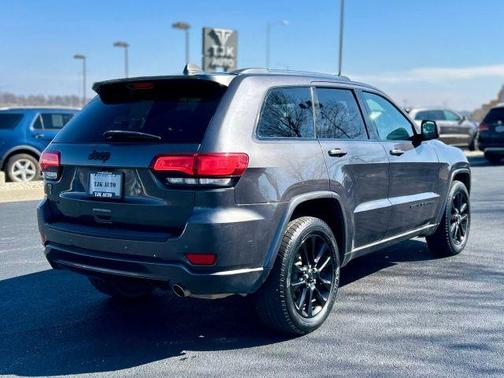2018 Jeep Grand Cherokee Altitude