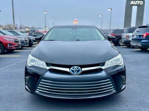 2017 Toyota Camry Hybrid XLE