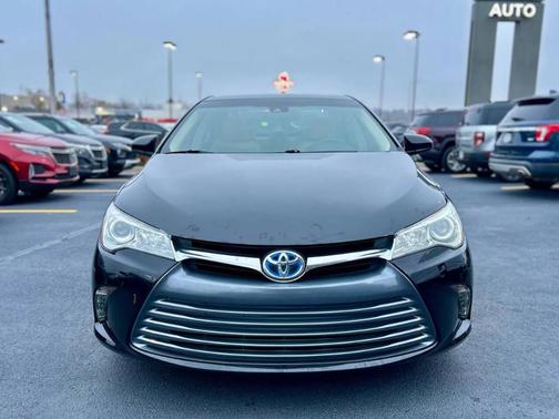 2017 Toyota Camry Hybrid XLE