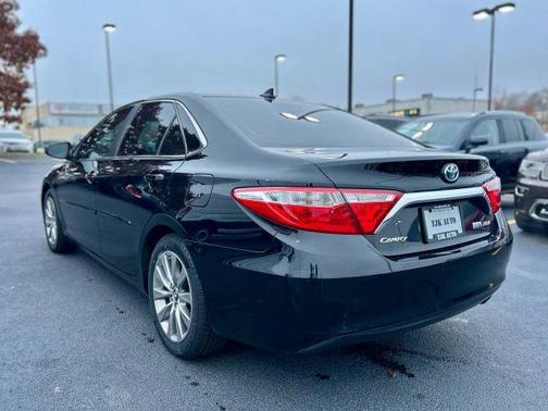 2017 Toyota Camry Hybrid XLE