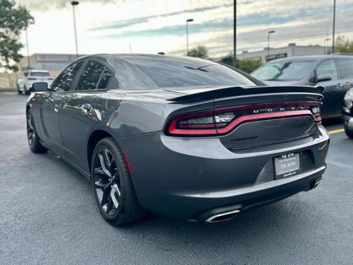 2020 Dodge Charger SXT