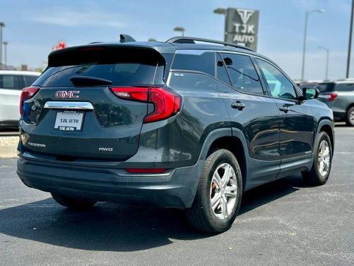 Gray 2020 GMC Terrain SLE