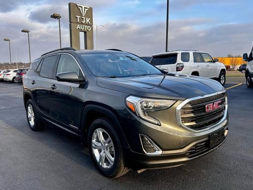 2020 GMC Terrain SLE