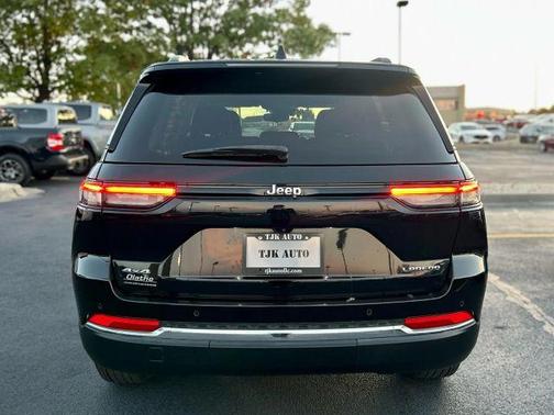 2023 Jeep Grand Cherokee Laredo