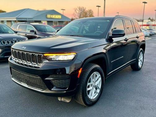 2023 Jeep Grand Cherokee Laredo