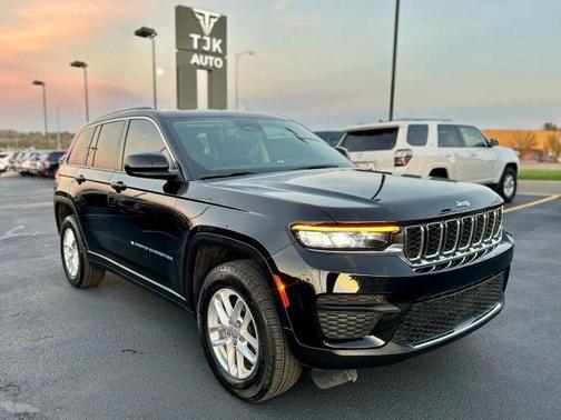 2023 Jeep Grand Cherokee Laredo