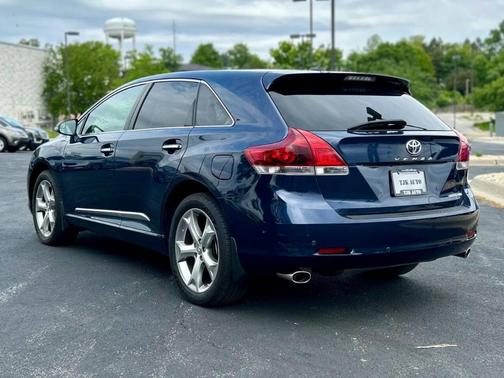 Blue 2015 Toyota Venza Limited