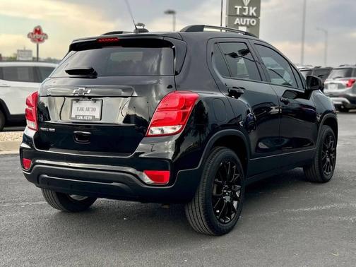Black 2021 Chevrolet Trax LT