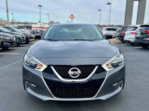 Gray 2018 Nissan Maxima 3.5 SV