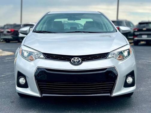 Silver 2015 Toyota Corolla S Plus