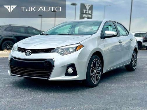 Silver 2015 Toyota Corolla S Plus