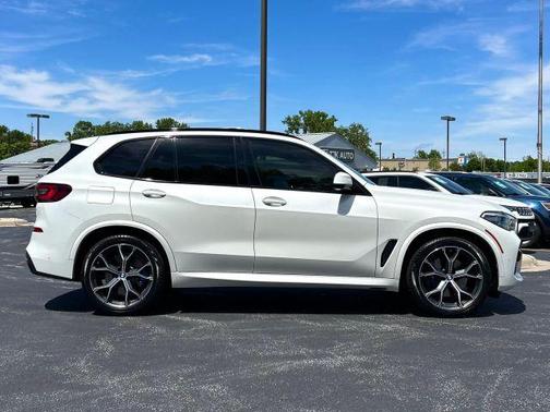 White 2021 BMW X5 xDrive40i