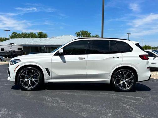 White 2021 BMW X5 xDrive40i