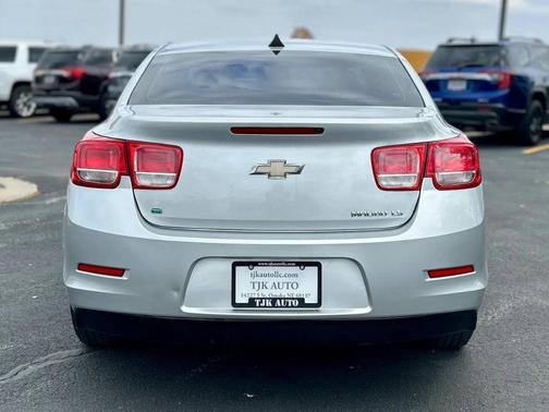 Silver 2014 Chevrolet Malibu 1LS