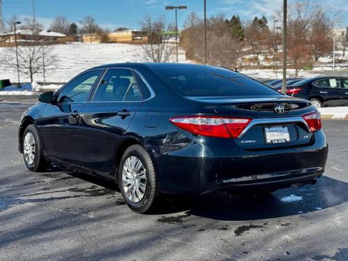 Black 2016 Toyota Camry LE