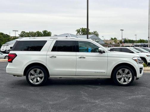White 2023 Ford Expedition Max Platinum