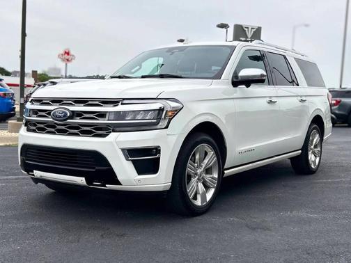 White 2023 Ford Expedition Max Platinum
