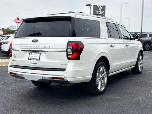 White 2023 Ford Expedition Max Platinum