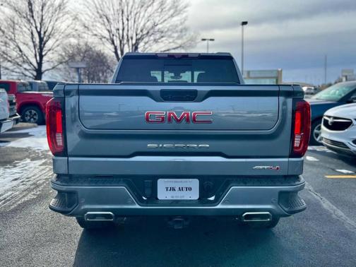 2022 GMC Sierra 1500 Limited AT4