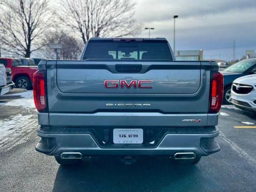 2022 GMC Sierra 1500 Limited AT4