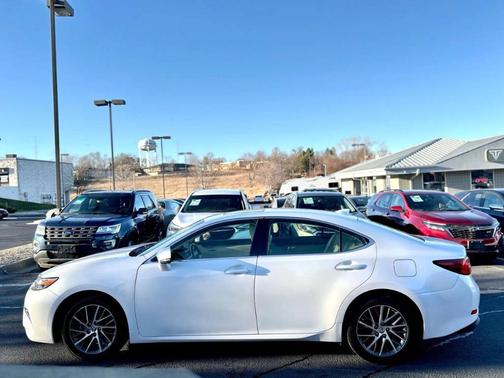 2017 Lexus ES 350 Base